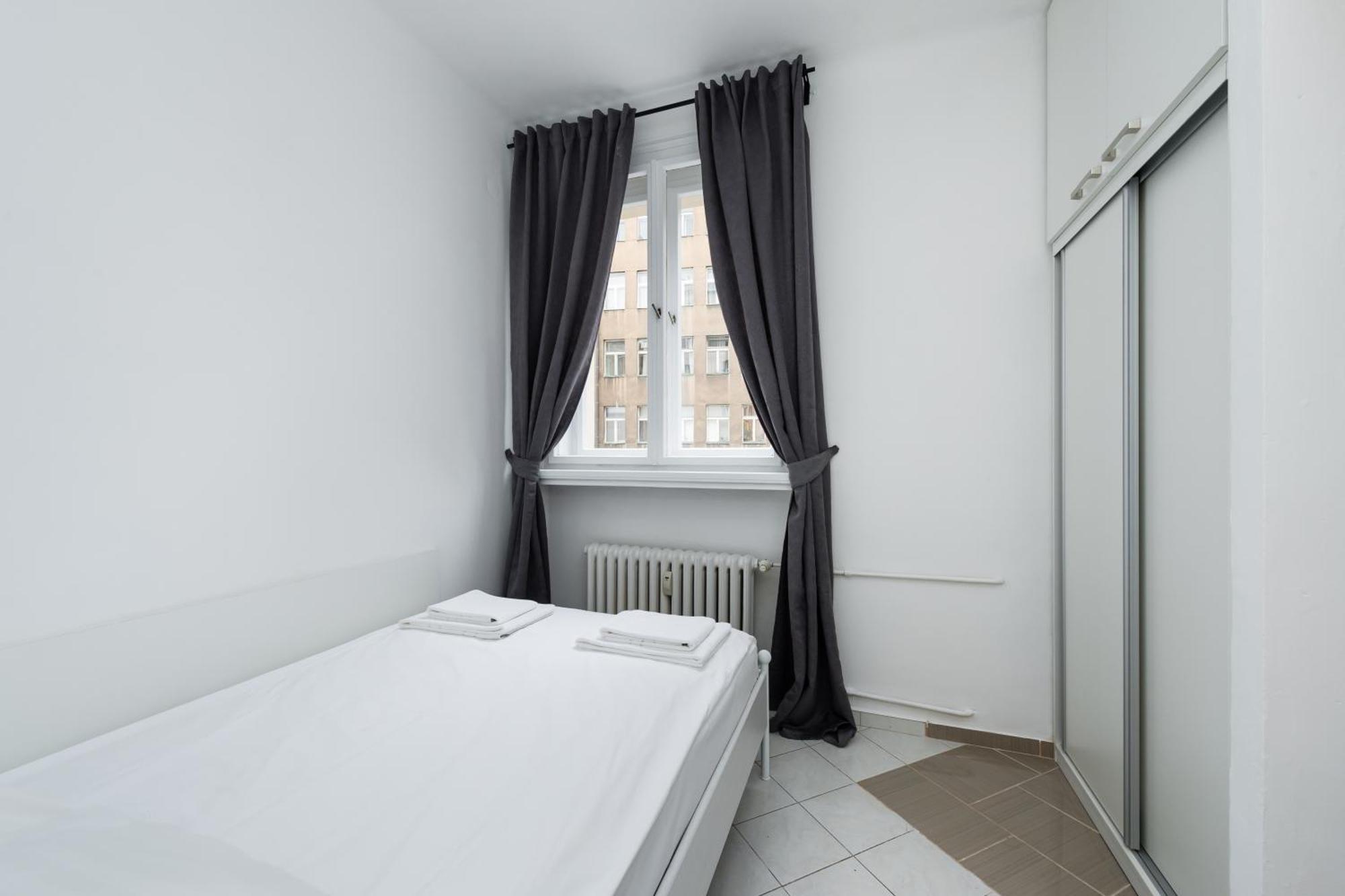 Affordable Navratilova Prague